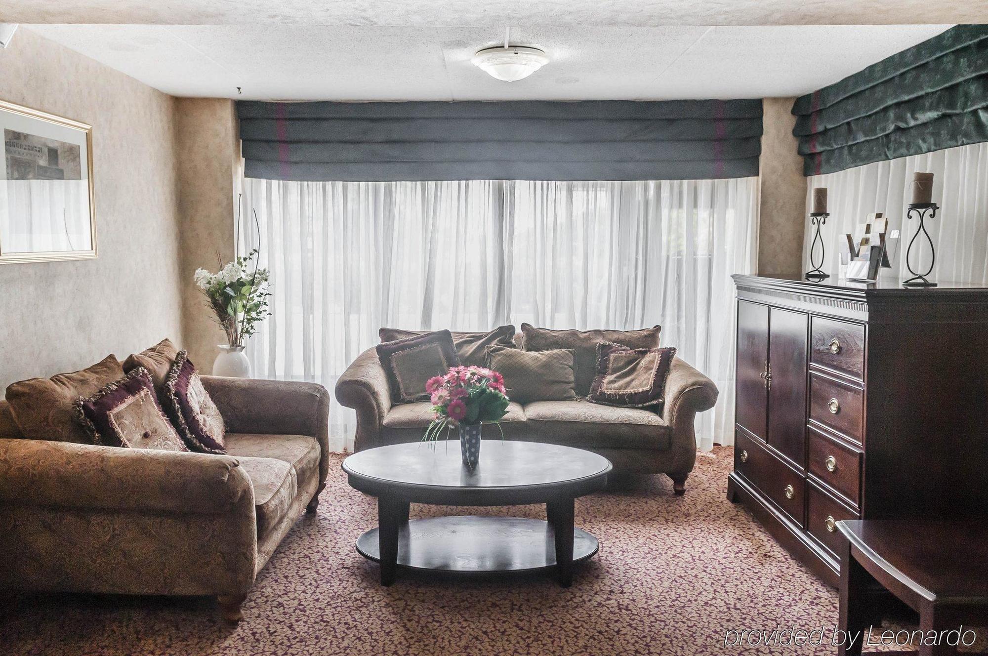 Comfort Inn Meadowvale ミシサガ エクステリア 写真