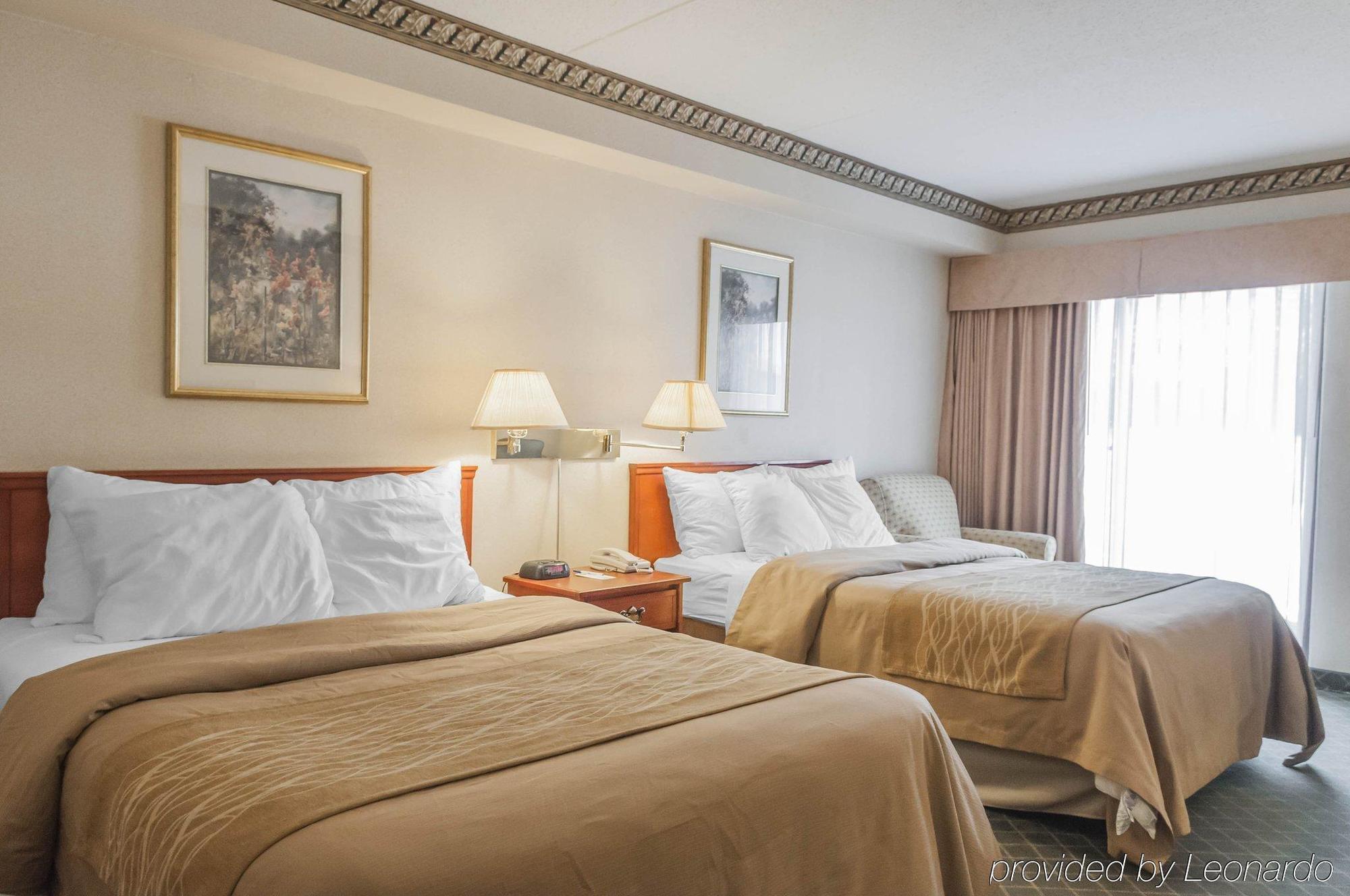 Comfort Inn Meadowvale ミシサガ エクステリア 写真