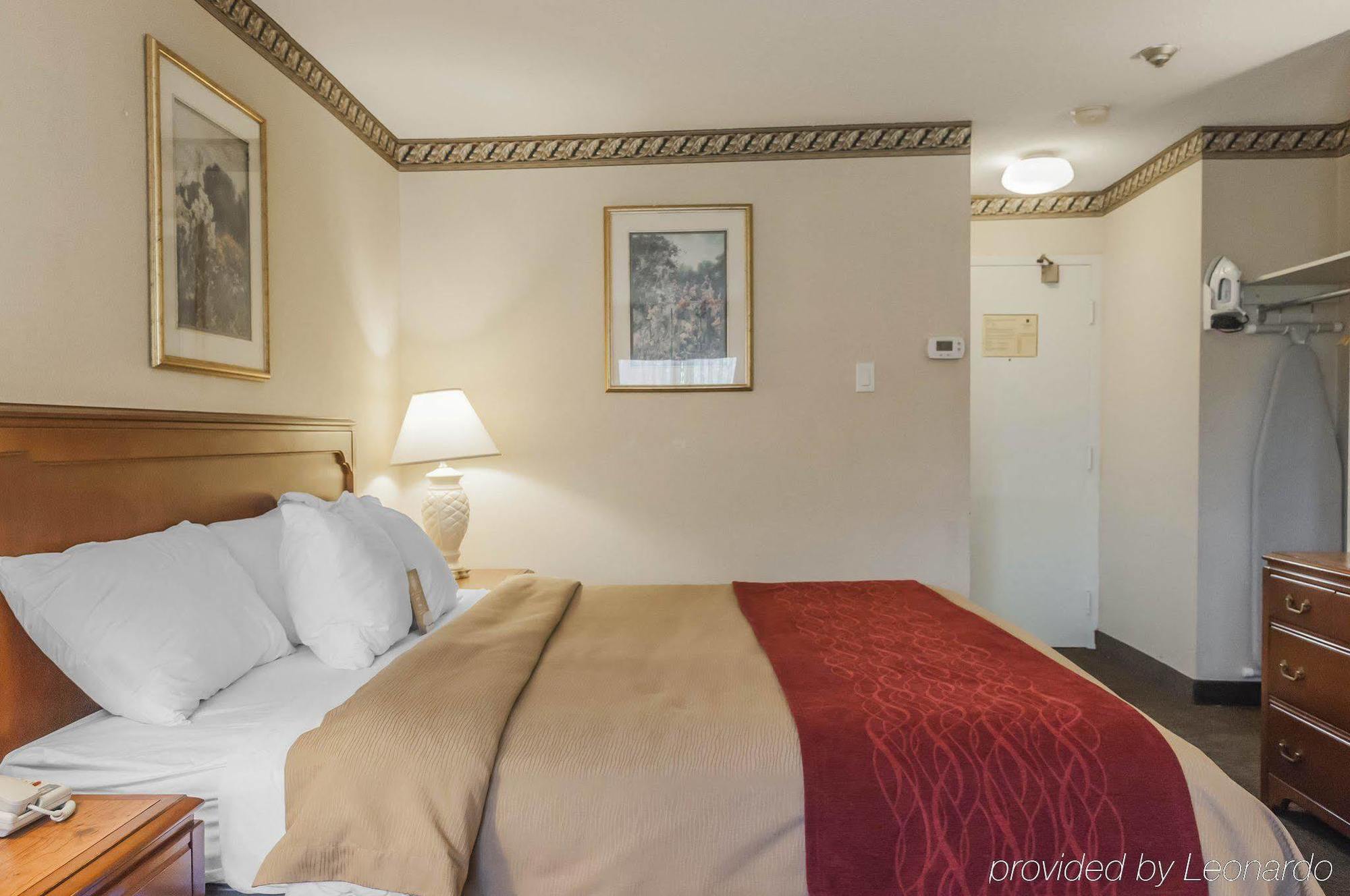 Comfort Inn Meadowvale ミシサガ エクステリア 写真