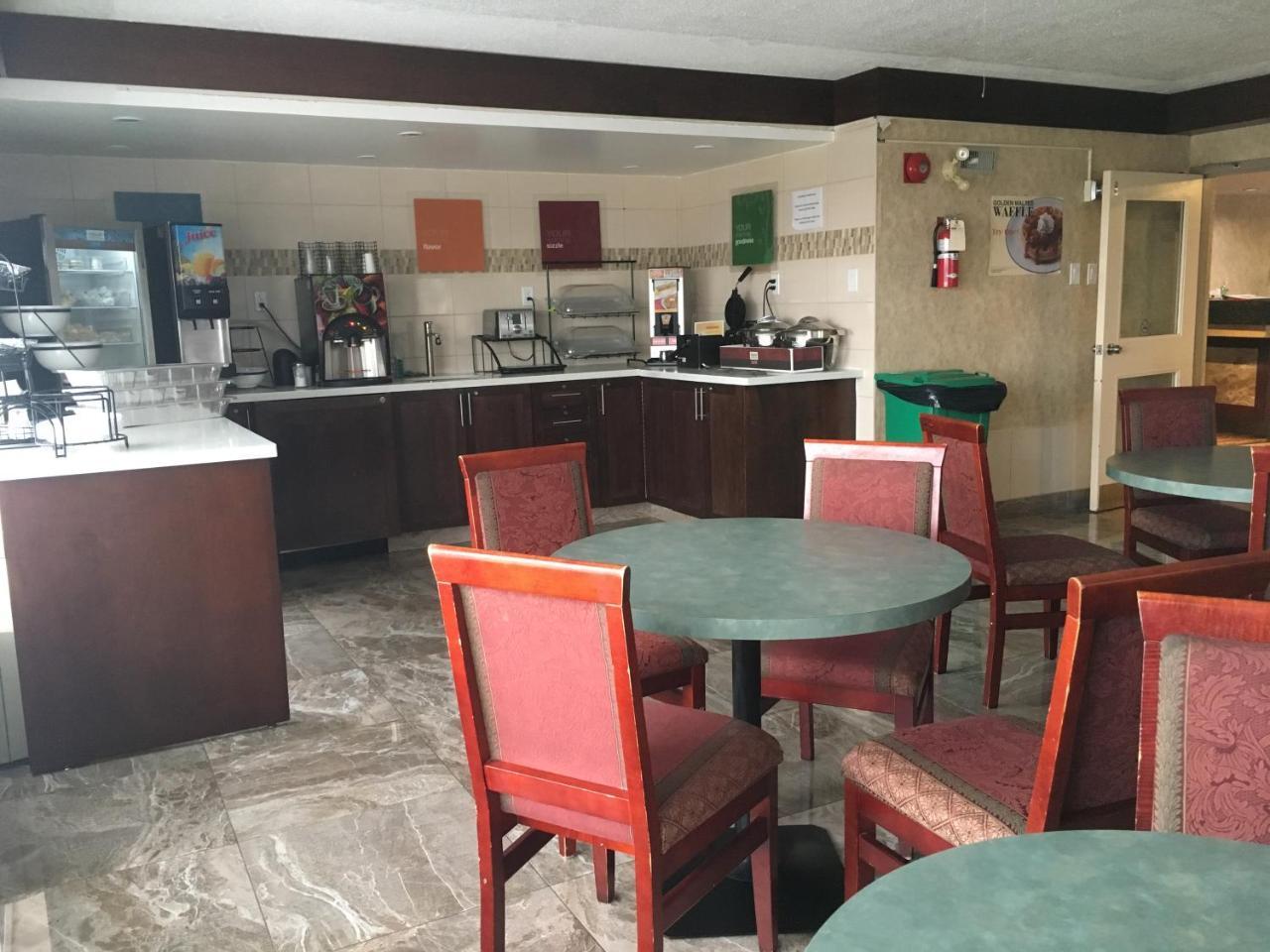 Comfort Inn Meadowvale ミシサガ エクステリア 写真